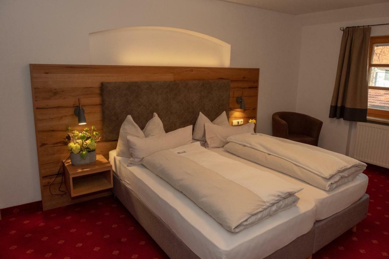 Der Obere Wirt Zum Queri Hotel Andechs Kültér fotó